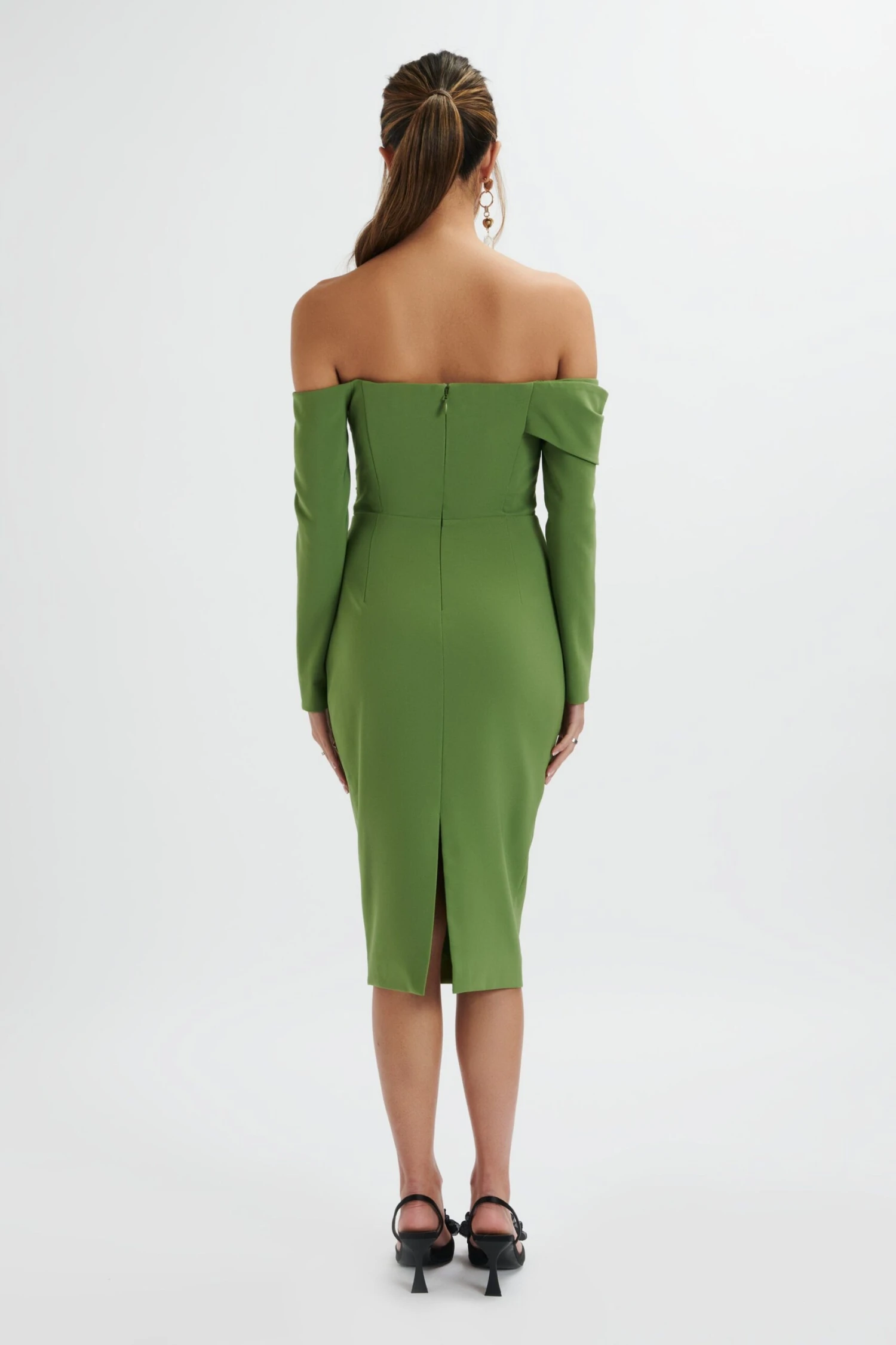 KIARA Sweetheart Neckline Bardot Midi Dress In Green 6 KIARA Sweetheart Neckline Bardot Midi Dress In Green - Image 4