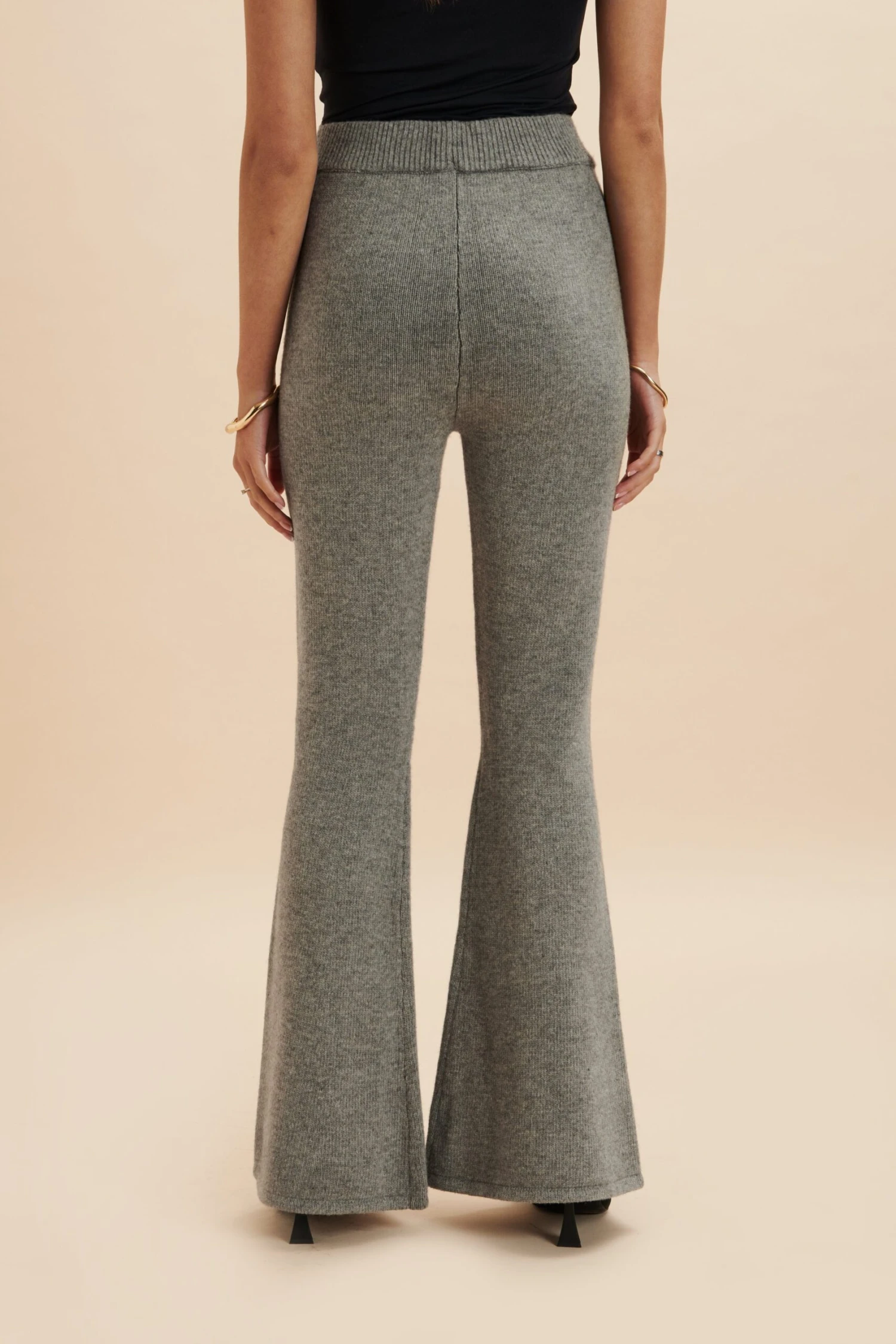 AYZEL Knitted Cashmere Blend Fit & Flare Trousers In Grey 6 AYZEL Knitted Cashmere Blend Fit & Flare Trousers In Grey - Image 4