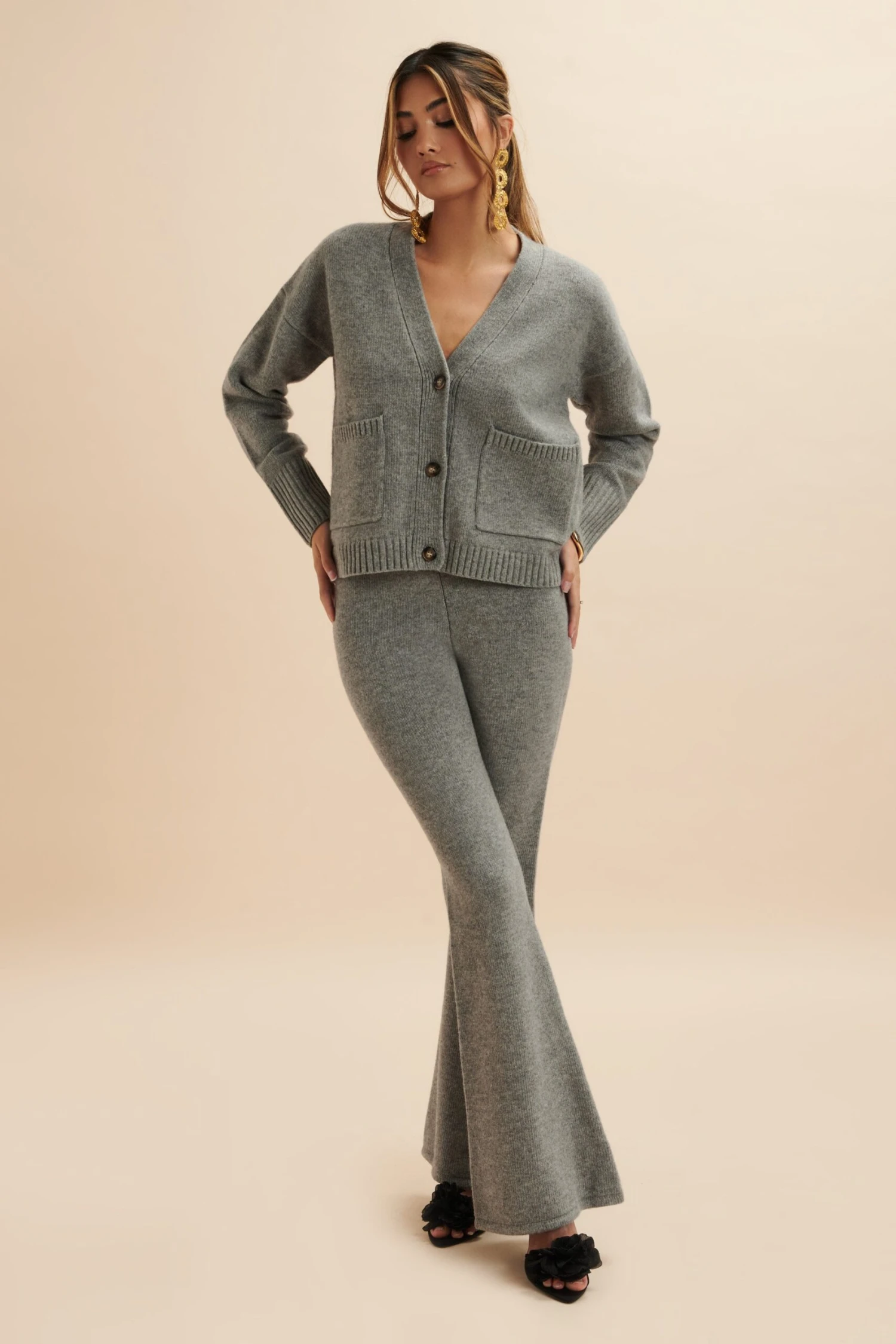 AYZEL Knitted Cashmere Blend Fit & Flare Trousers In Grey 4 AYZEL Knitted Cashmere Blend Fit & Flare Trousers In Grey - Image 2