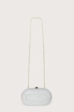 EFFIE Pearlised Shell Clutch In White -Lavish Alice LAVA240402 13